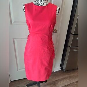 Calvin Klein Sleeveless Sheath Dress with Side Lace-Up. Size 8